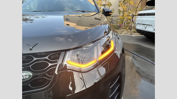 2024 認定中古車 Land Rover Discovery Sport サントリーニブラック P250（ガソリン） 標準ホイール DYNAMIC SE