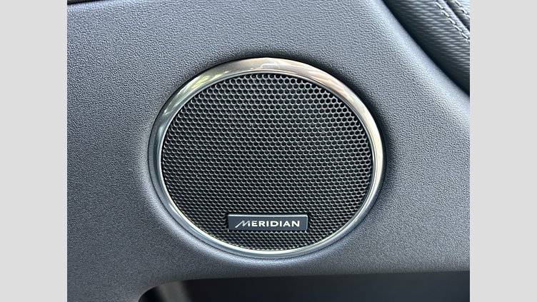 2024 認定中古車 Land Rover Discovery Sport サントリーニブラック P250（ガソリン） 標準ホイール DYNAMIC SE