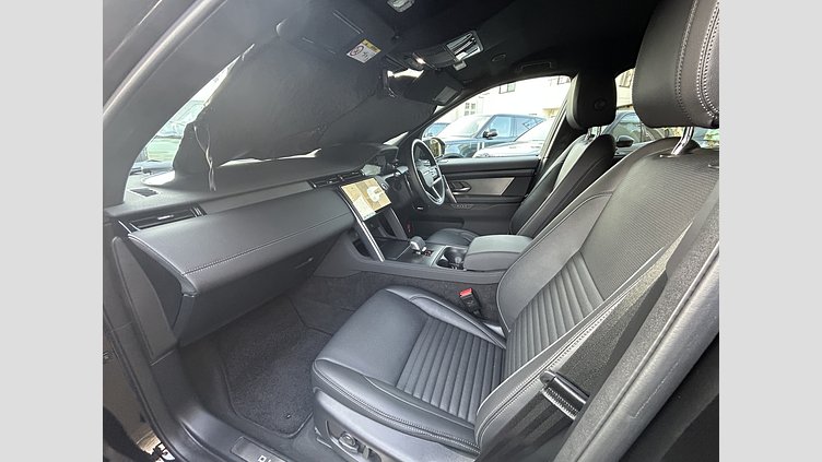 2024 認定中古車 Land Rover Discovery Sport サントリーニブラック P250（ガソリン） 標準ホイール DYNAMIC SE
