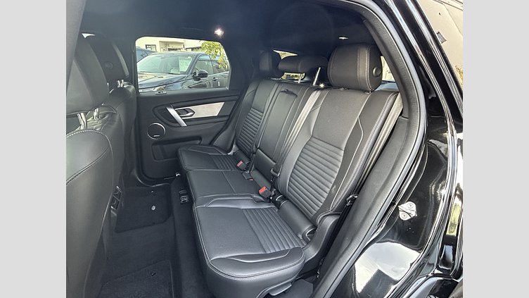 2024 認定中古車 Land Rover Discovery Sport サントリーニブラック P250（ガソリン） 標準ホイール DYNAMIC SE