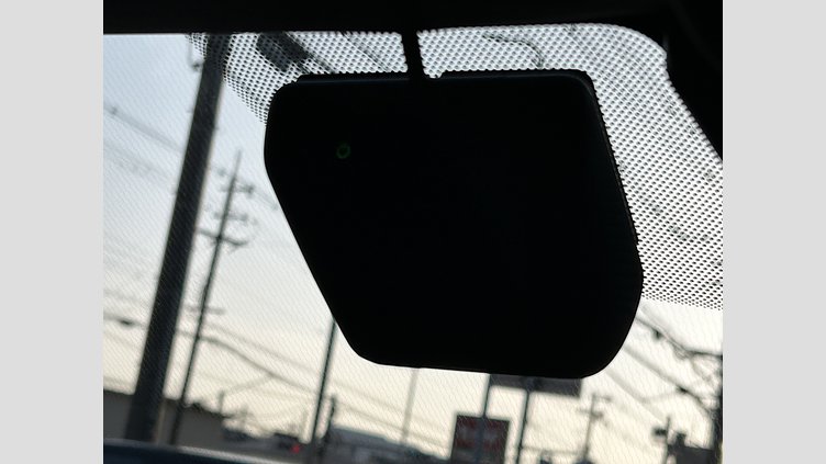 2024 認定中古車 Land Rover Discovery Sport サントリーニブラック P250（ガソリン） 標準ホイール DYNAMIC SE