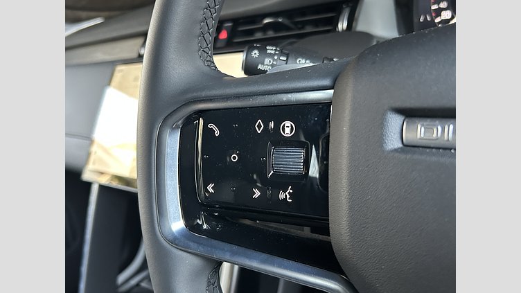 2024 認定中古車 Land Rover Discovery Sport サントリーニブラック P250（ガソリン） 標準ホイール DYNAMIC SE