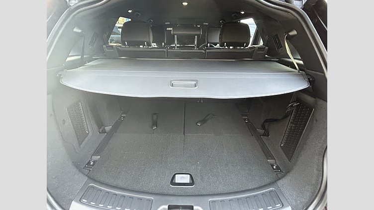 2024 認定中古車 Land Rover Discovery Sport サントリーニブラック P250（ガソリン） 標準ホイール DYNAMIC SE