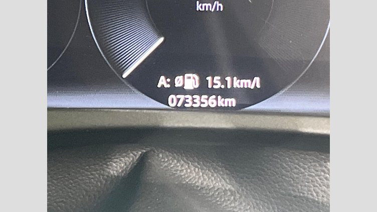 2019 認定中古車 Jaguar XE Santorini Black 204DT プレステージ