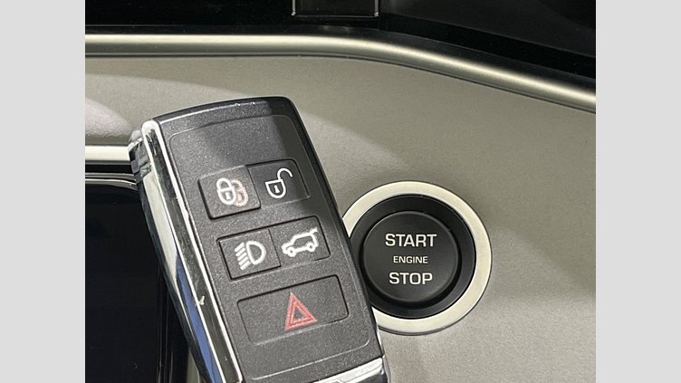 2022 認定中古車 Land Rover Range Rover Evoque フジホワイト P200 AWD（オートマチック） SE