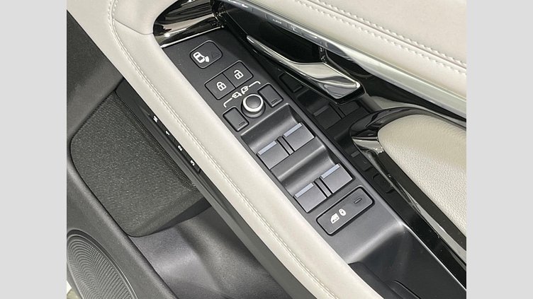 2022 認定中古車 Land Rover Range Rover Evoque フジホワイト P200 AWD（オートマチック） SE