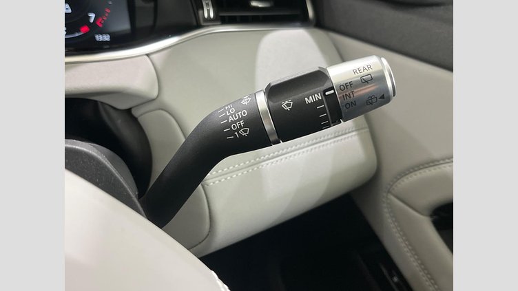 2022 認定中古車 Land Rover Range Rover Evoque フジホワイト P200 AWD（オートマチック） SE