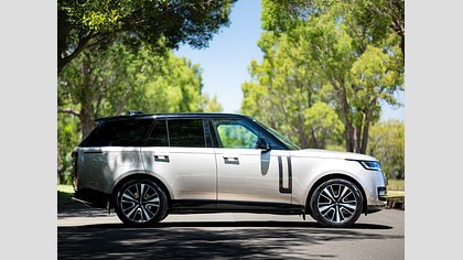 Range Rover 8