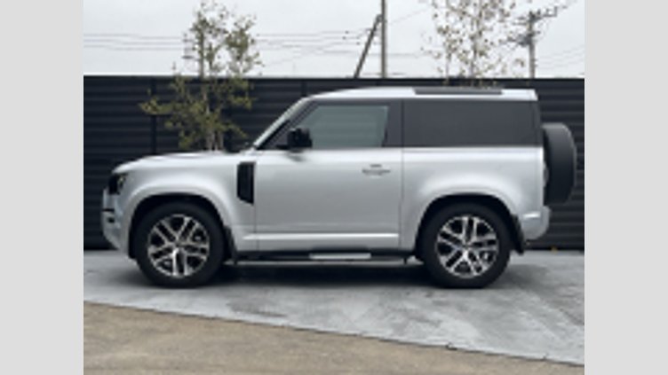 2022 認定中古車 Land Rover Defender 90 ハクバシルバー P300 AWD（AT） XS EDITION