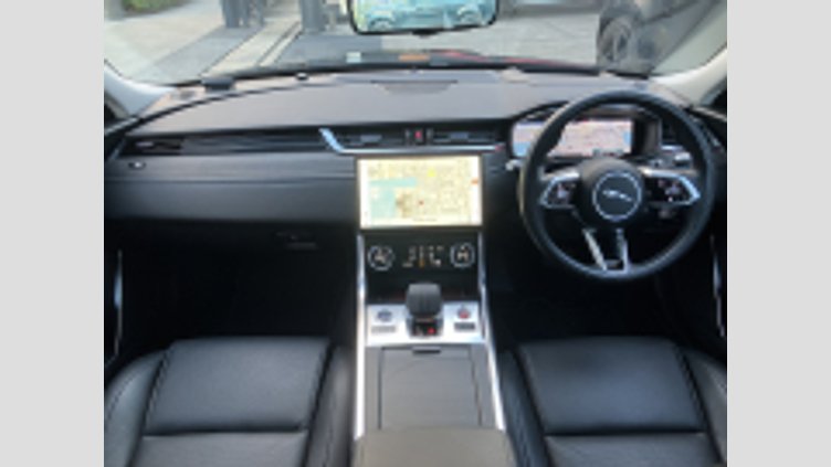 2020 認定中古車 Jaguar XF ブリティッシュレーシンググリーン D200 AWD（オートマチック）MHEV SALOON S