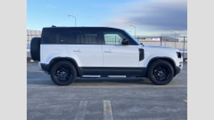 2022 認定中古車 Land Rover Defender 110 フジホワイト P300 AWD（AT） スタンダード