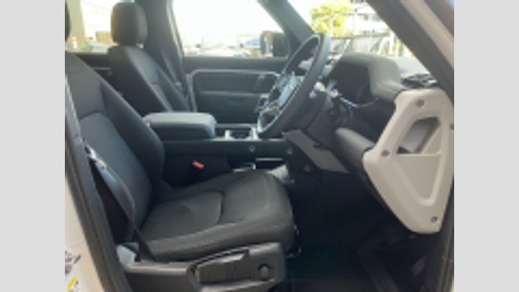 2022 認定中古車 Land Rover Defender 110 フジホワイト P300 AWD（AT） スタンダード