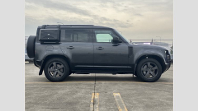 2024 認定中古車 Land Rover Defender 110 カルパチアングレイ D350 ディーゼルマイルドハイブリッド X-Dynamic HSE