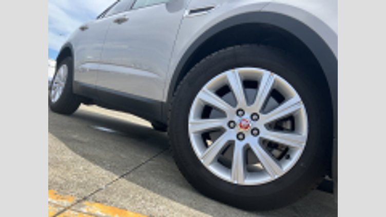 2018 認定中古車 Jaguar E-Pace ボラスコグレー P250 オートマチック全輪駆動 S