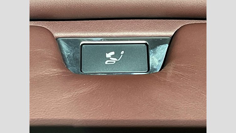 2024 認定中古車 Land Rover Range Rover カルパチアングレイ D350 AWD MHEV（AT） スタンダードホイールベース Autobiography