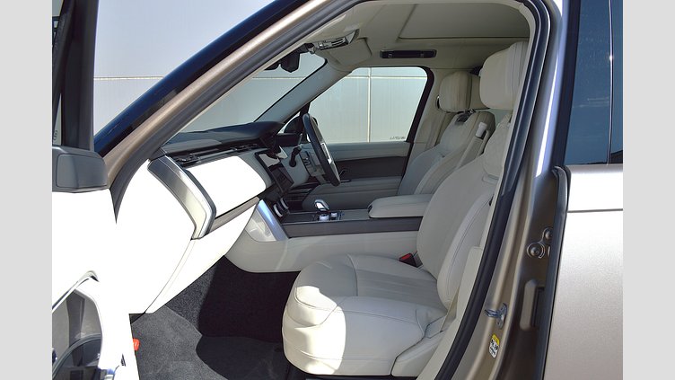 2022 認定中古車 Land Rover Range Rover サンセットゴールド - サテンフィニッシュ P530 AWD（AT） スタンダードホイールベース SV