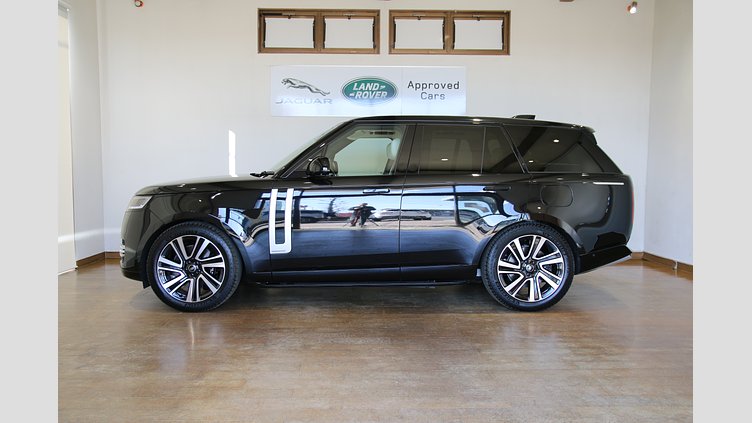 2025 認定中古車 Land Rover Range Rover サントリーニブラック P550 AWD PHEV（AT） スタンダードホイールベース Autobiography