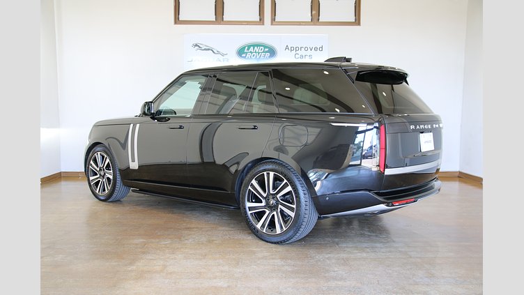 2025 認定中古車 Land Rover Range Rover サントリーニブラック P550 AWD PHEV（AT） スタンダードホイールベース Autobiography