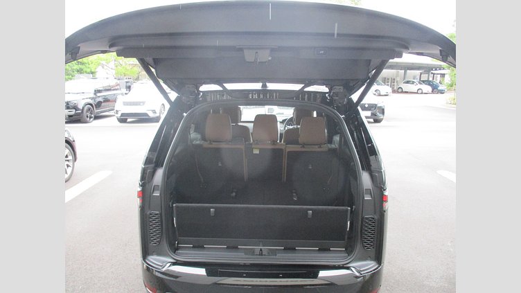 2024 認定中古車 Land Rover Discovery サントリーニブラック D350マイルドハイブリッド（ディーゼル） Dynamic HSE