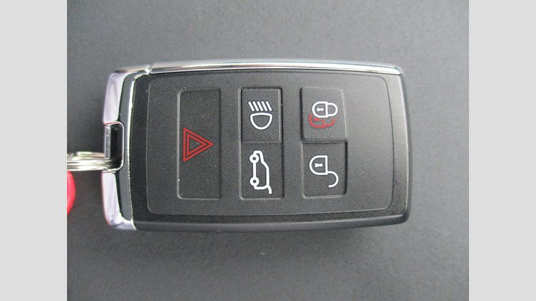 2024 認定中古車 Land Rover Discovery サントリーニブラック D350マイルドハイブリッド（ディーゼル） Dynamic HSE