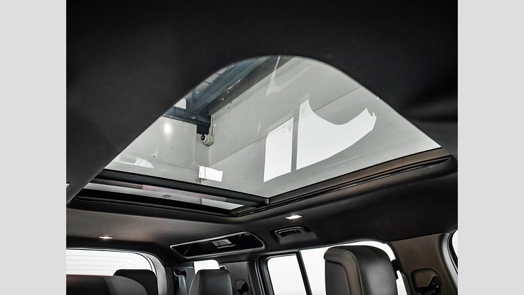 2025 Approved Land Rover Defender 110 Fuji White AWD D350 HSE X-Dynamic