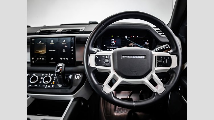 2025 Approved Land Rover Defender 110 Fuji White AWD D350 HSE X-Dynamic