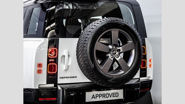 2025 Approved Land Rover Defender 110 Fuji White AWD D350 HSE X-Dynamic
