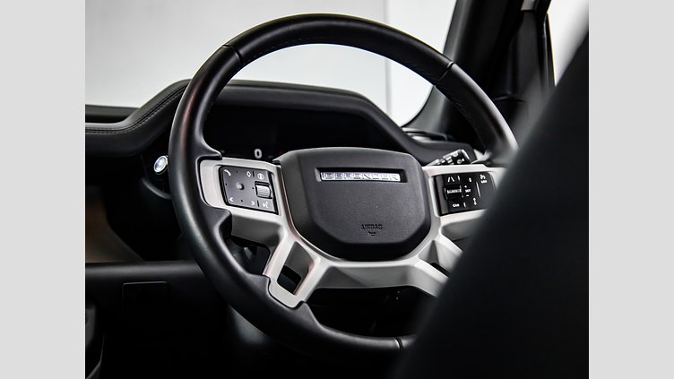 2025 Approved Land Rover Defender 110 Fuji White AWD D350 HSE X-Dynamic