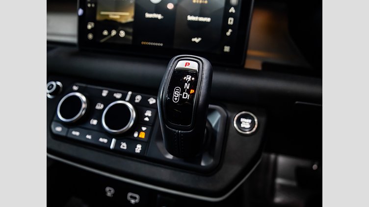 2024 Approved Land Rover Defender 110 Eiger Grey AWD 110 D250 SE