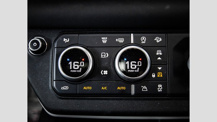 2024 Approved Land Rover Defender 110 Silicon Silver AWD D250 XS Edition