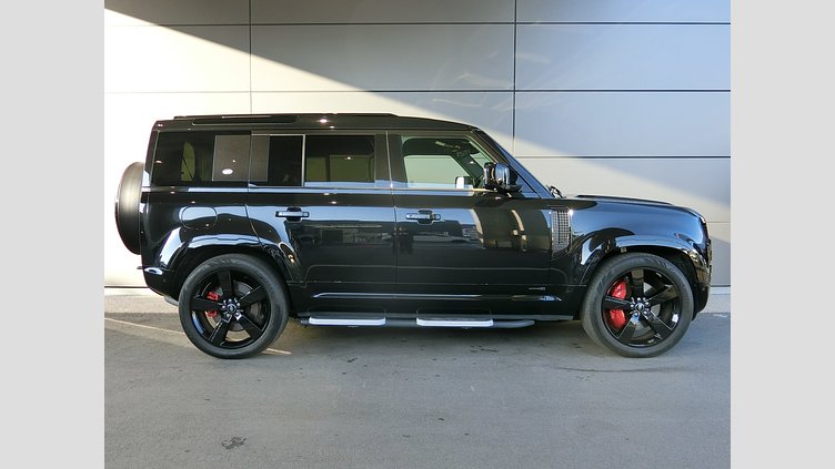2022 認定中古車 Land Rover Defender 110 サントリーニブラック D300 AWD（AT） X