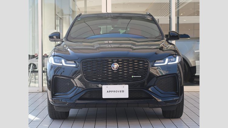 2022 認定中古車 Jaguar F-Pace サントリーニブラック D204 AWD（オートマチック）MHEV R-DYNAMIC BLACK