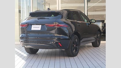 F-Pace 6