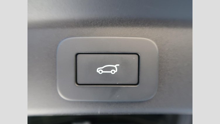 2022 認定中古車 Jaguar F-Pace サントリーニブラック D204 AWD（オートマチック）MHEV R-DYNAMIC BLACK