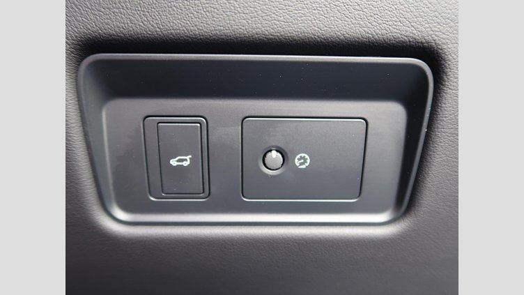 2022 認定中古車 Jaguar F-Pace サントリーニブラック D204 AWD（オートマチック）MHEV R-DYNAMIC BLACK