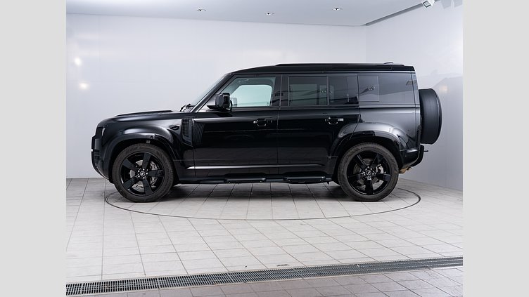 2025 認定中古車 Land Rover Defender 110 サントリーニブラック D350 ディーゼルマイルドハイブリッド X-Dynamic HSE