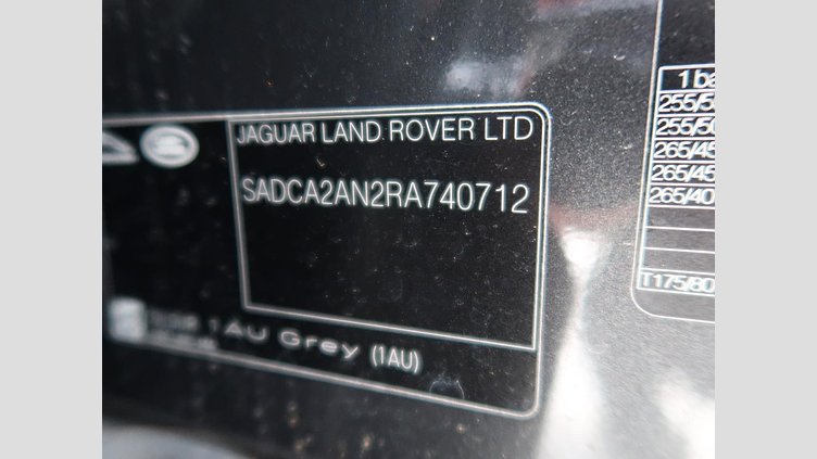 2024 認定中古車 Jaguar F-Pace カルパチアングレイ D204 AWD（オートマチック）MHEV R-DYNAMIC SE