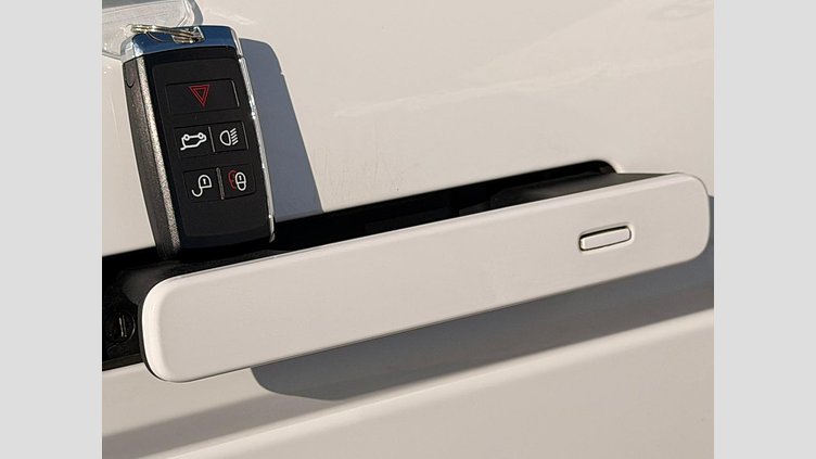 2021 認定中古車 Land Rover Range Rover Evoque フジホワイト P250 AWD（オートマチック） R-DYNAMIC HSE