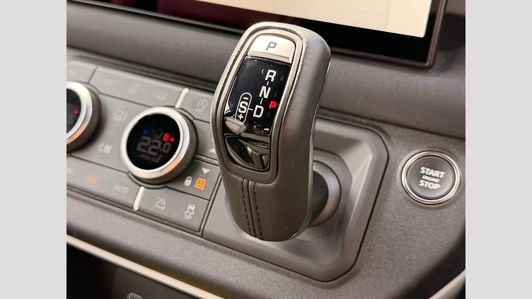 2023 認定中古車 Land Rover Defender 110 アイガーグレイ D300 AWD（AT） X-DYNAMIC SE