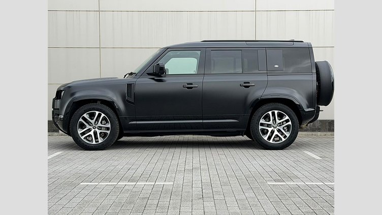 2023 認定中古車 Land Rover Defender 110 アイガーグレイ D300 AWD（AT） X-DYNAMIC SE