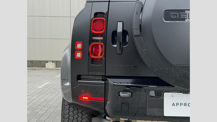 2023 認定中古車 Land Rover Defender 110 アイガーグレイ D300 AWD（AT） X-DYNAMIC SE