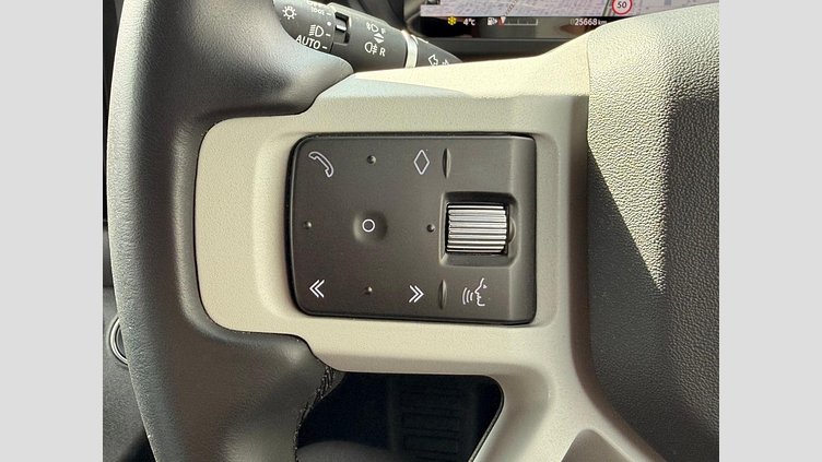 2023 認定中古車 Land Rover Defender 110 アイガーグレイ D300 AWD（AT） X-DYNAMIC SE