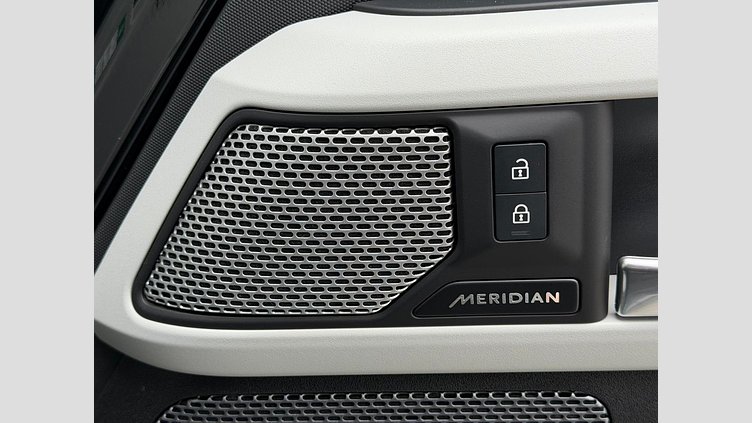 2023 認定中古車 Land Rover Defender 110 アイガーグレイ D300 AWD（AT） X-DYNAMIC SE