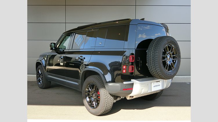 2024 認定中古車 Land Rover Defender 110 サントリーニブラック P300 AWD（AT） SE