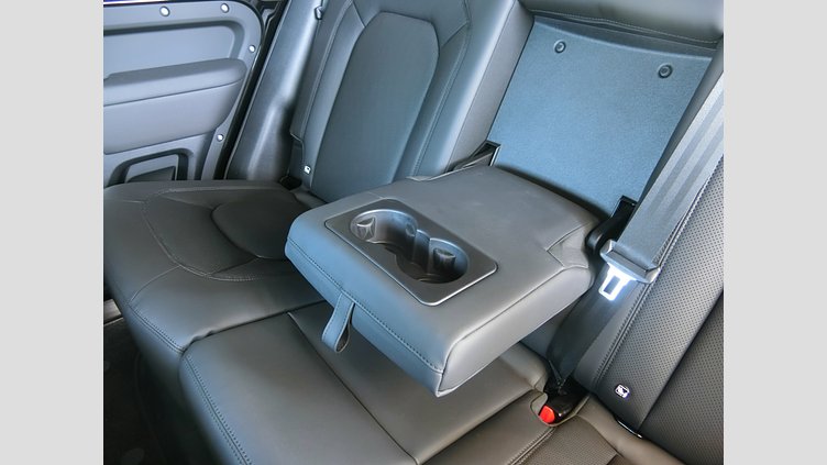 2024 認定中古車 Land Rover Defender 110 サントリーニブラック P300 AWD（AT） SE