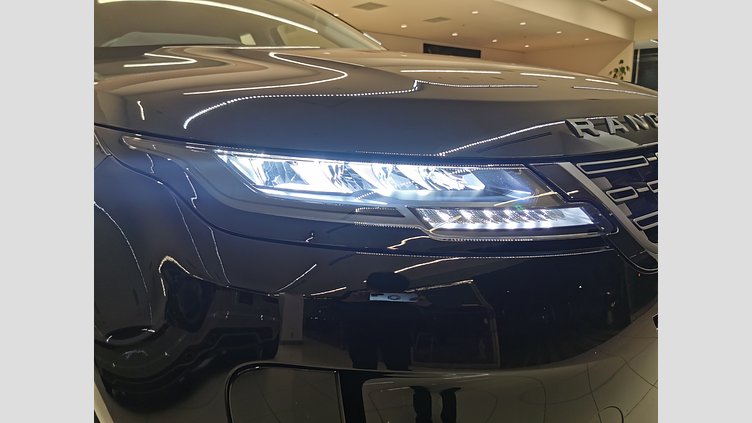 2024 認定中古車 Land Rover Range Rover Evoque サントリーニブラック D200マイルドハイブリッド（ディーゼル） スタンダードホイールベース S