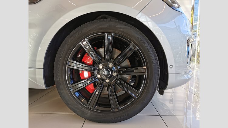 2021 認定中古車 Land Rover Range Rover Sport ハクバシルバー INGENIUM 3.0L 6気筒ガソリン MHEV 400PS HST