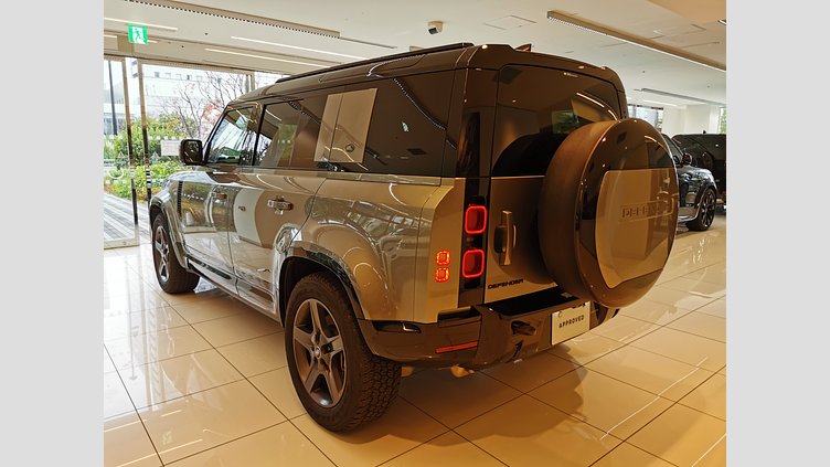 2023 認定中古車 Land Rover Defender 110 シリコンシルバー D300 AWD（AT） X-DYNAMIC SE
