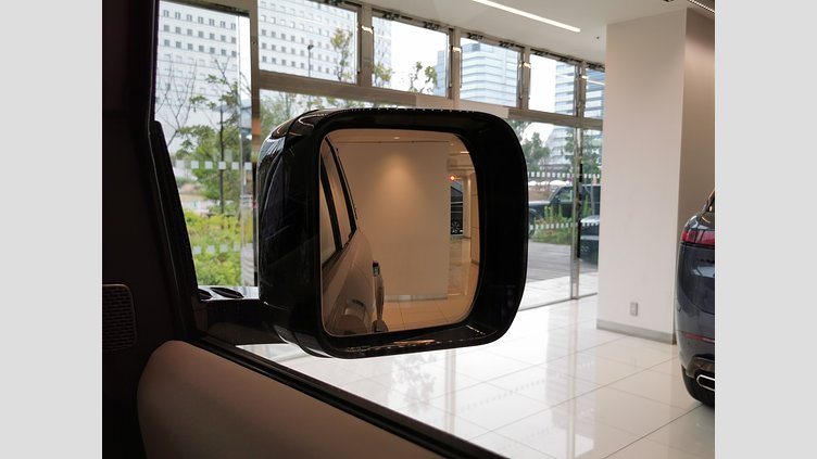 2023 認定中古車 Land Rover Defender 110 シリコンシルバー D300 AWD（AT） X-DYNAMIC SE