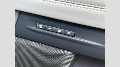 Range Rover Evoque 26